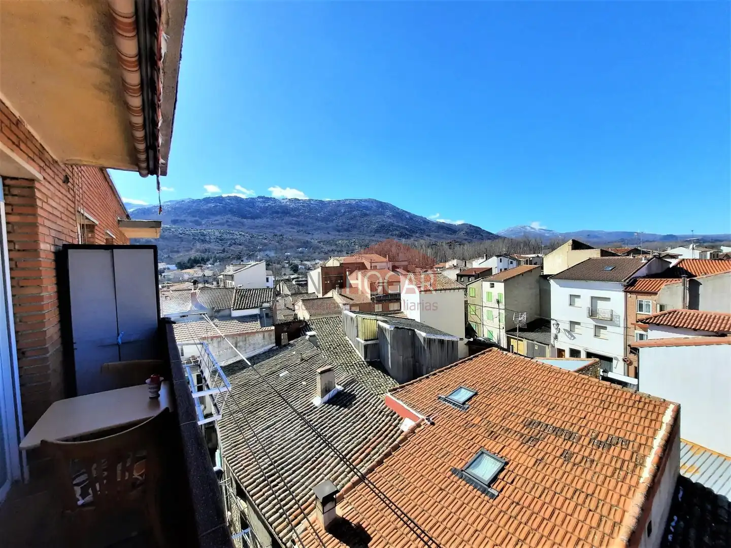 Exterior view of Flat for sale in Navaluenga  with Heating, Terrace and Balcony