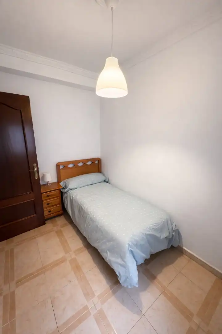 Dormitori de Pis en venda en Arcos de la Frontera amb Terrassa, Moblat i Balcó