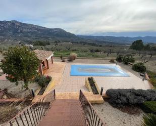 Vista exterior de Casa o xalet en venda en Millena amb Aire condicionat, Calefacció i Jardí privat
