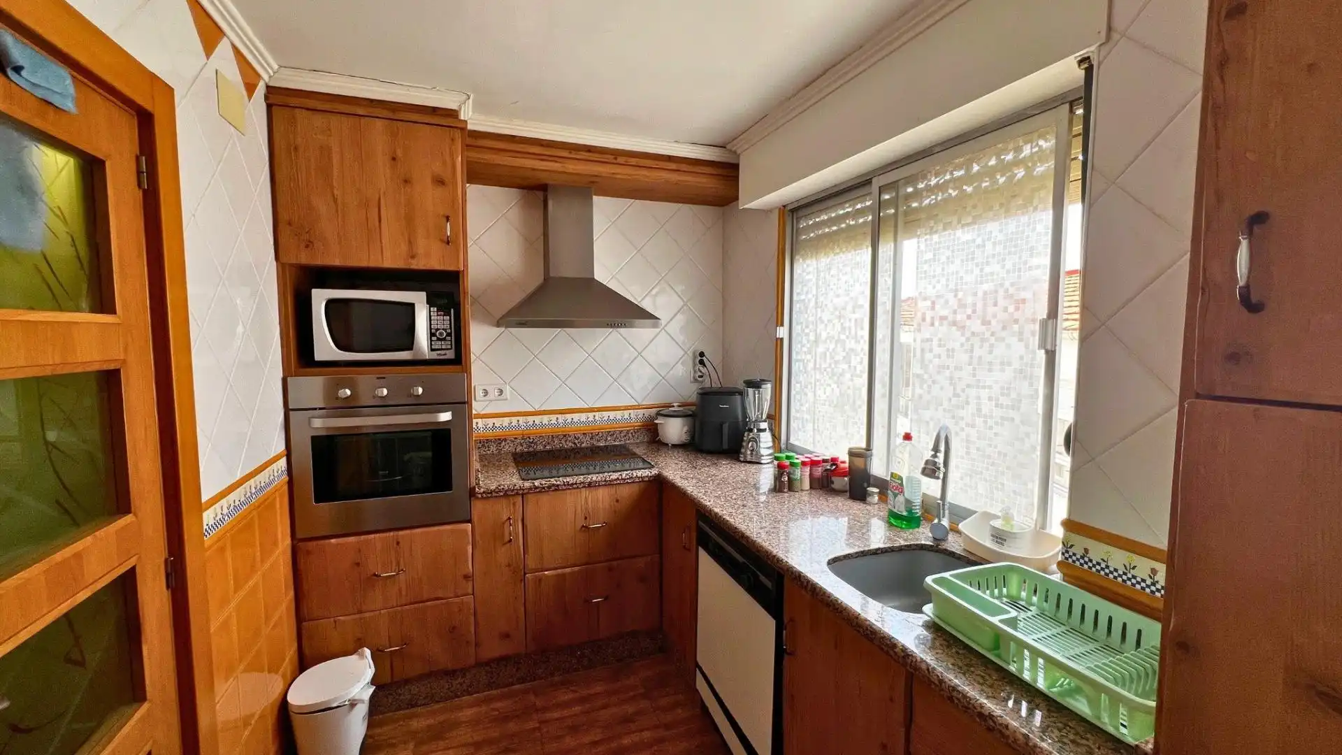 Küche von Wohnung zum Verkauf in Monóvar  / Monòver mit Heizung und Balkon