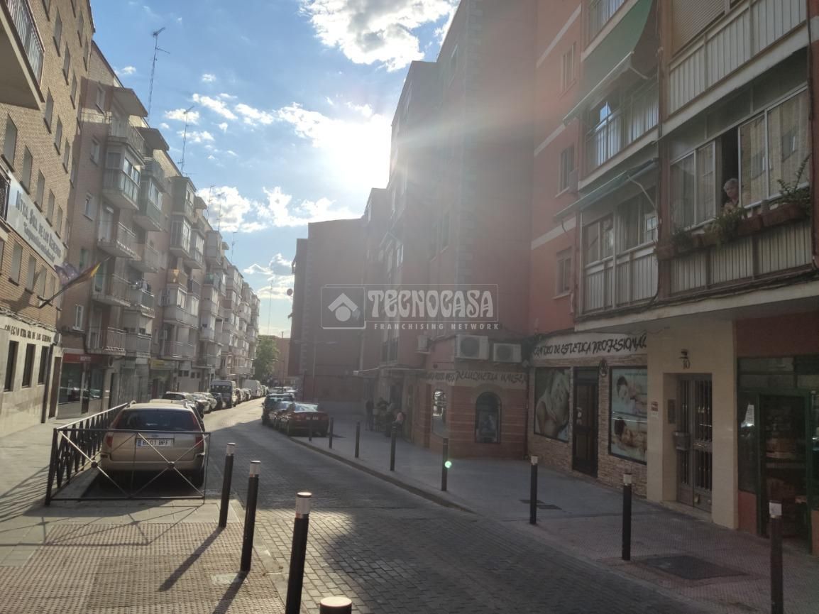 Flat for sale in Calle Guindales, Zona Renfe
