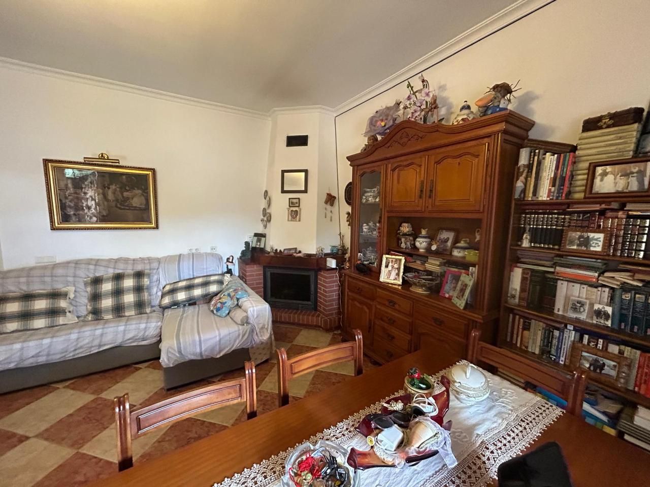 Sala d'estar de Casa o xalet en venda en Coria del Río amb Aire condicionat, Calefacció i Traster