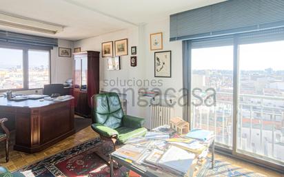 Flat for sale in  Madrid Capital  with Air Conditioner, Heating and Parquet flooring