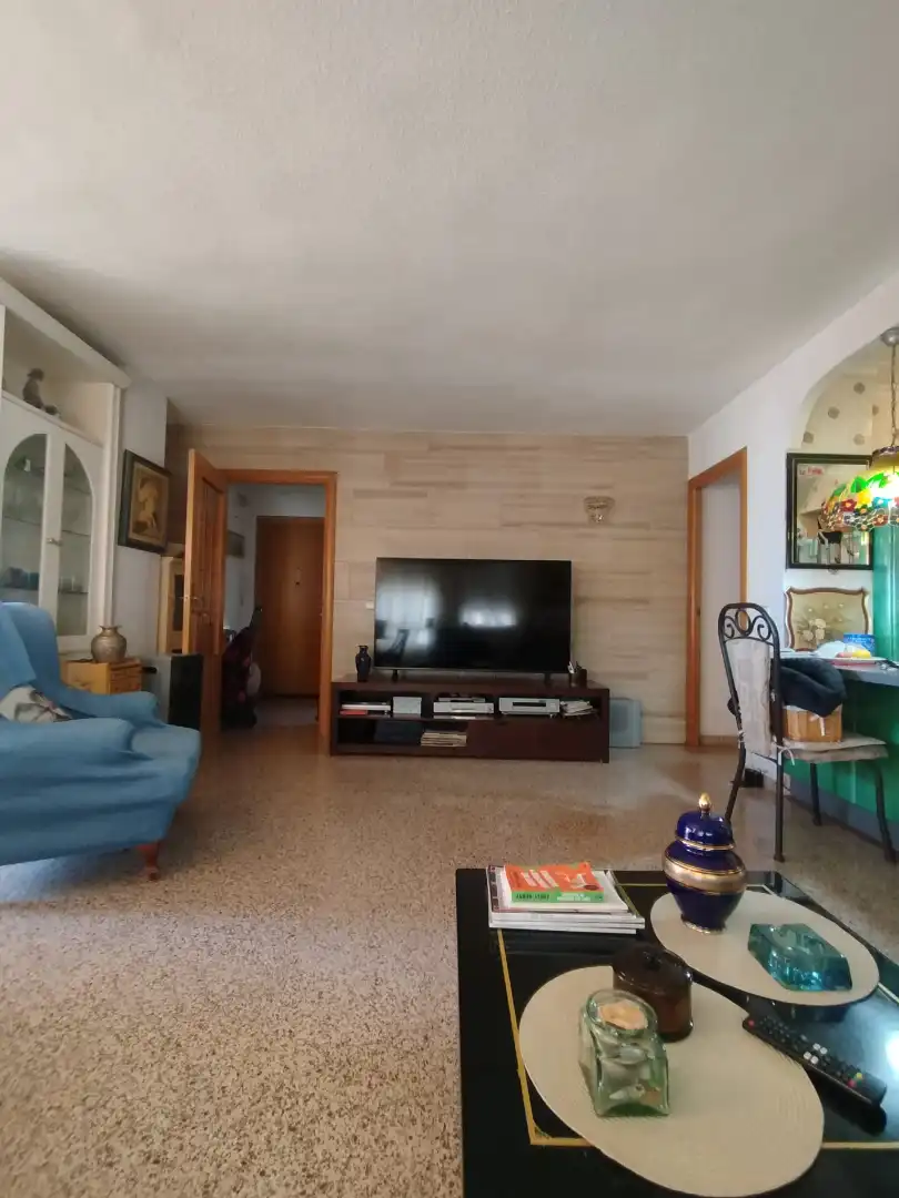 Sala d'estar de Pis en venda en El Campello amb Moblat i Balcó