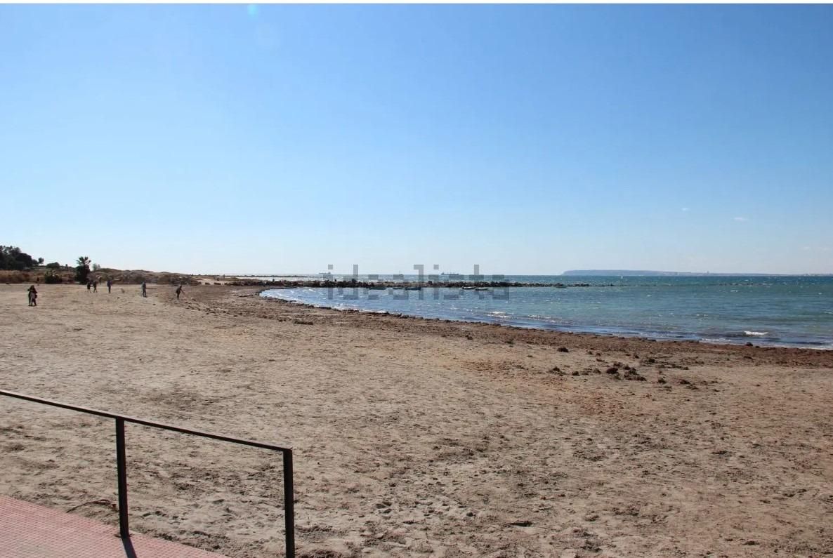 Flat for sale in Alicante / Alacant  with Air Conditioner