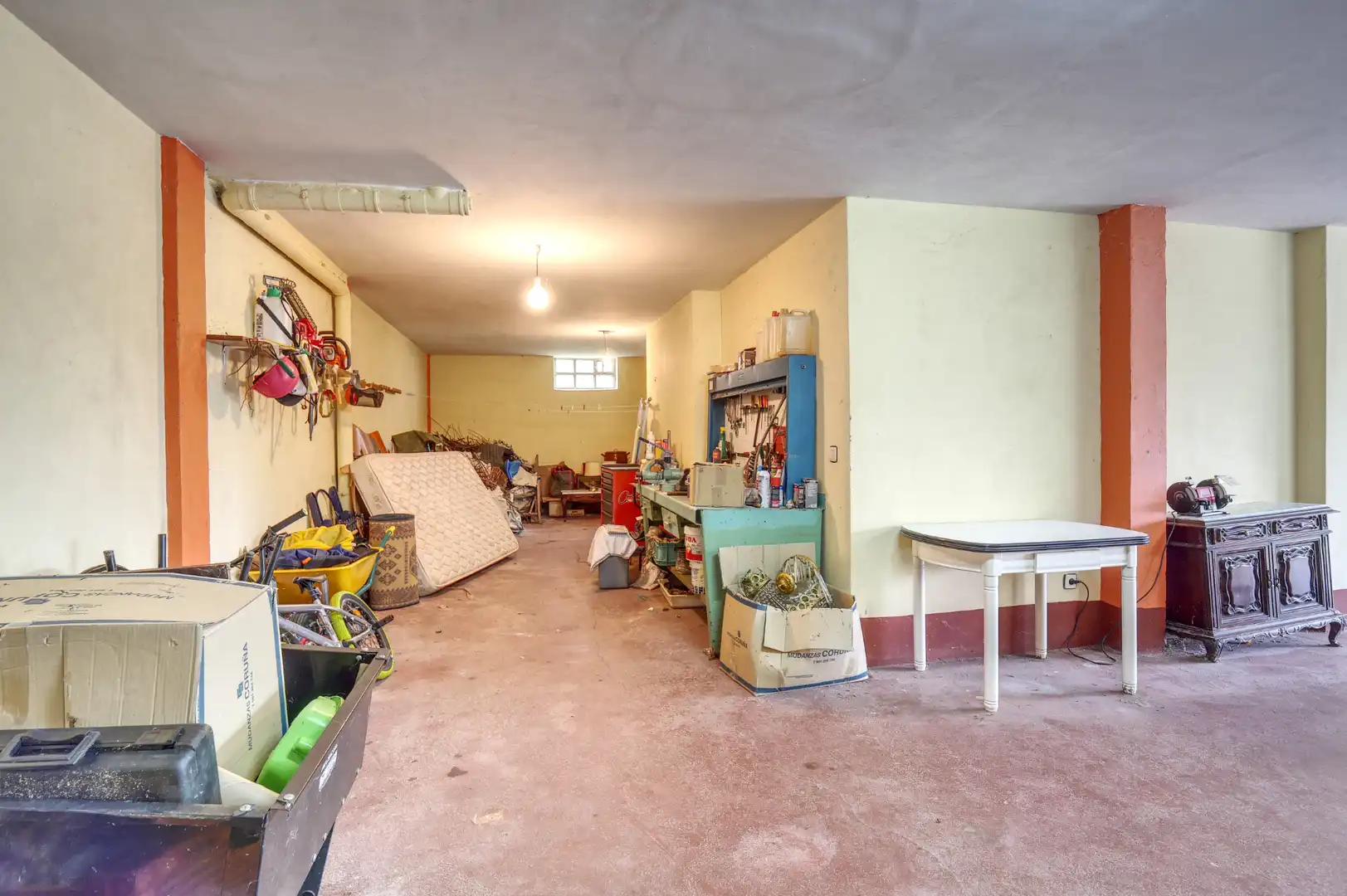 Houses for sale in Abegondo  with Heating, Private garden and Parquet flooring