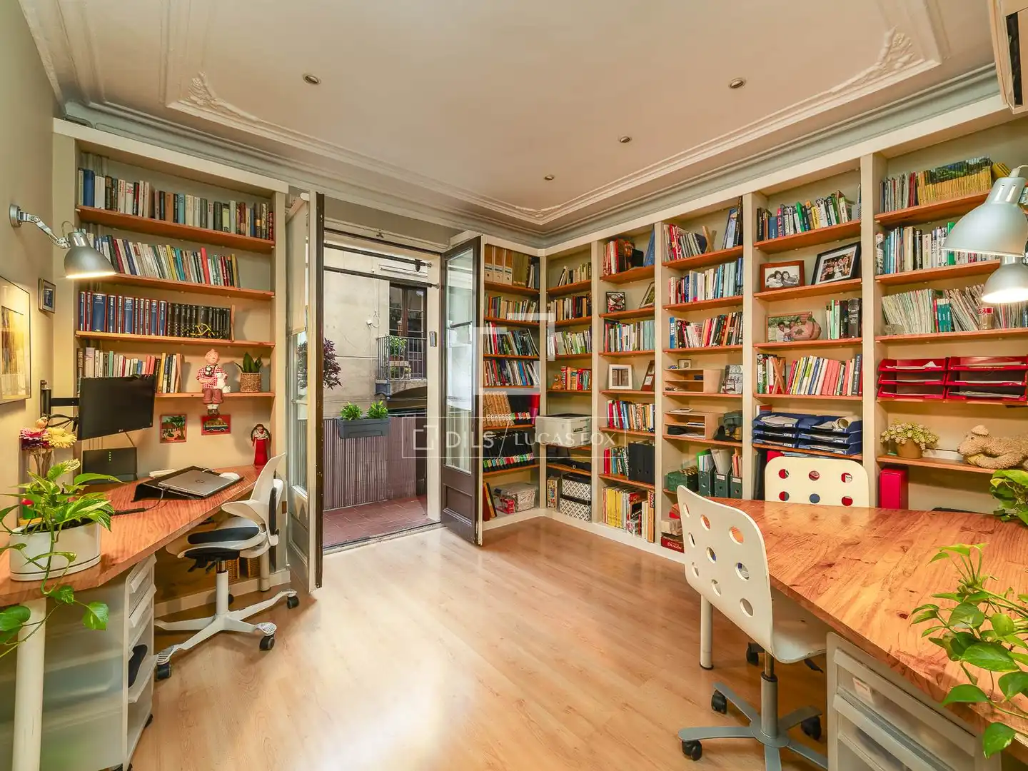 Wohnung zum Verkauf in Barcelona mit Heizung und Balkon