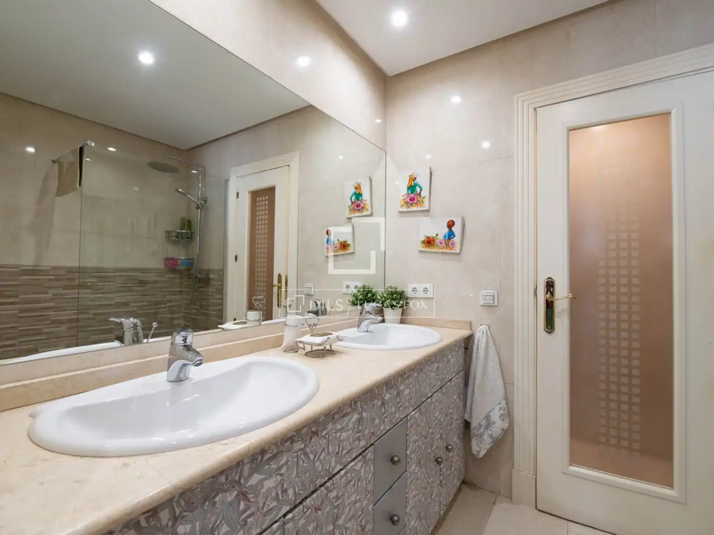Baño de Casa o chalet en venta en Madrid con Aire acondicionado, Calefacción y Jardín privado