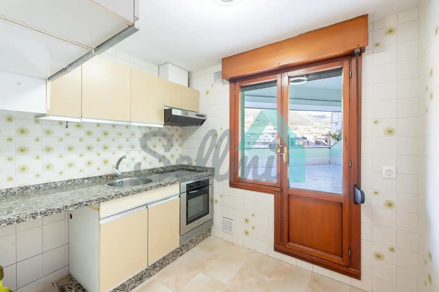 Àtic de lloguer a Primo De Rivera, Salesas - Foncalada - Campoamor