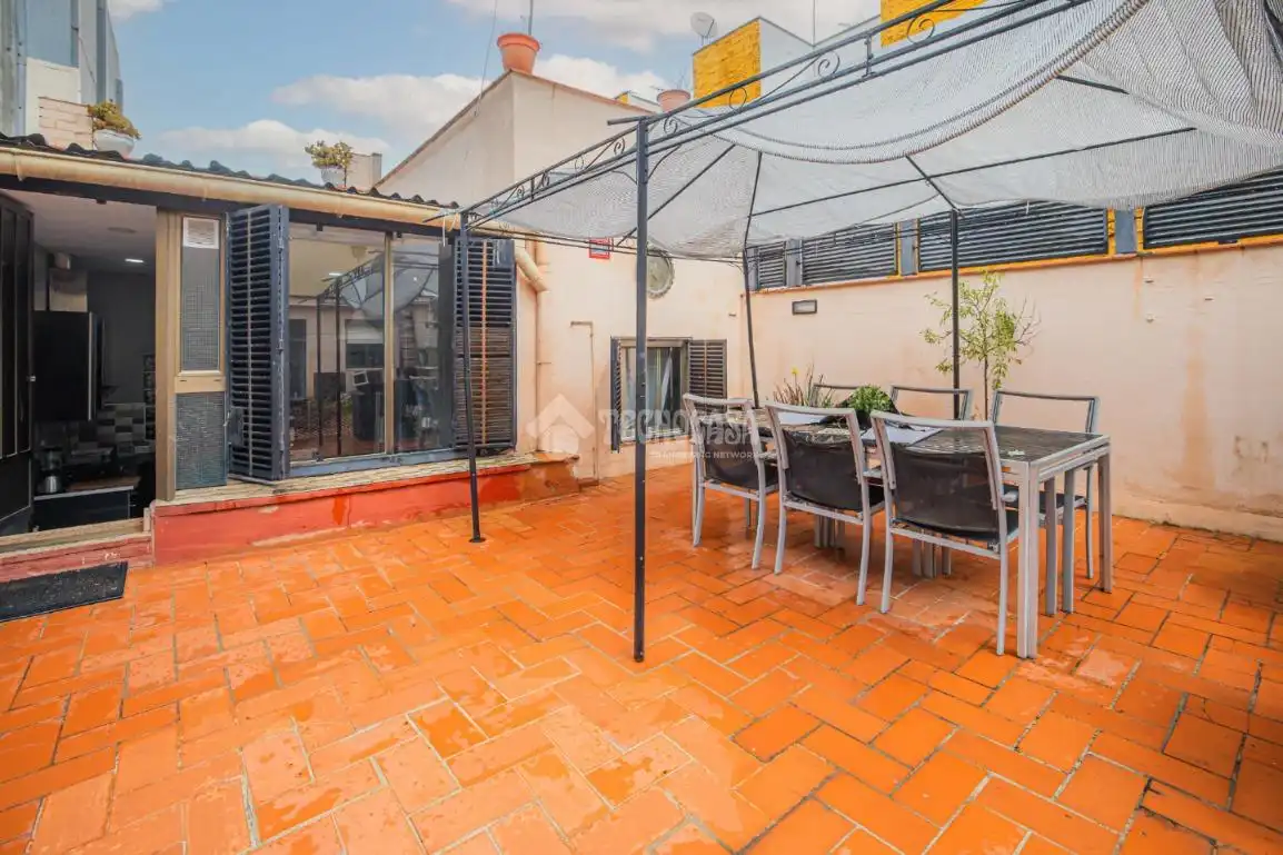 Terraza de Piso en venta en Santa Coloma de Gramenet