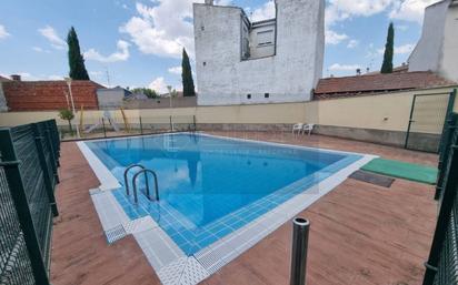 Piscina de Pis en venda en Aldealengua amb Piscina i Balcó