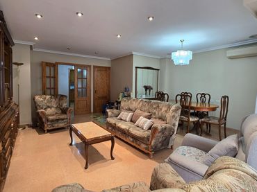Flat with balcony for sale in Elche ciudad