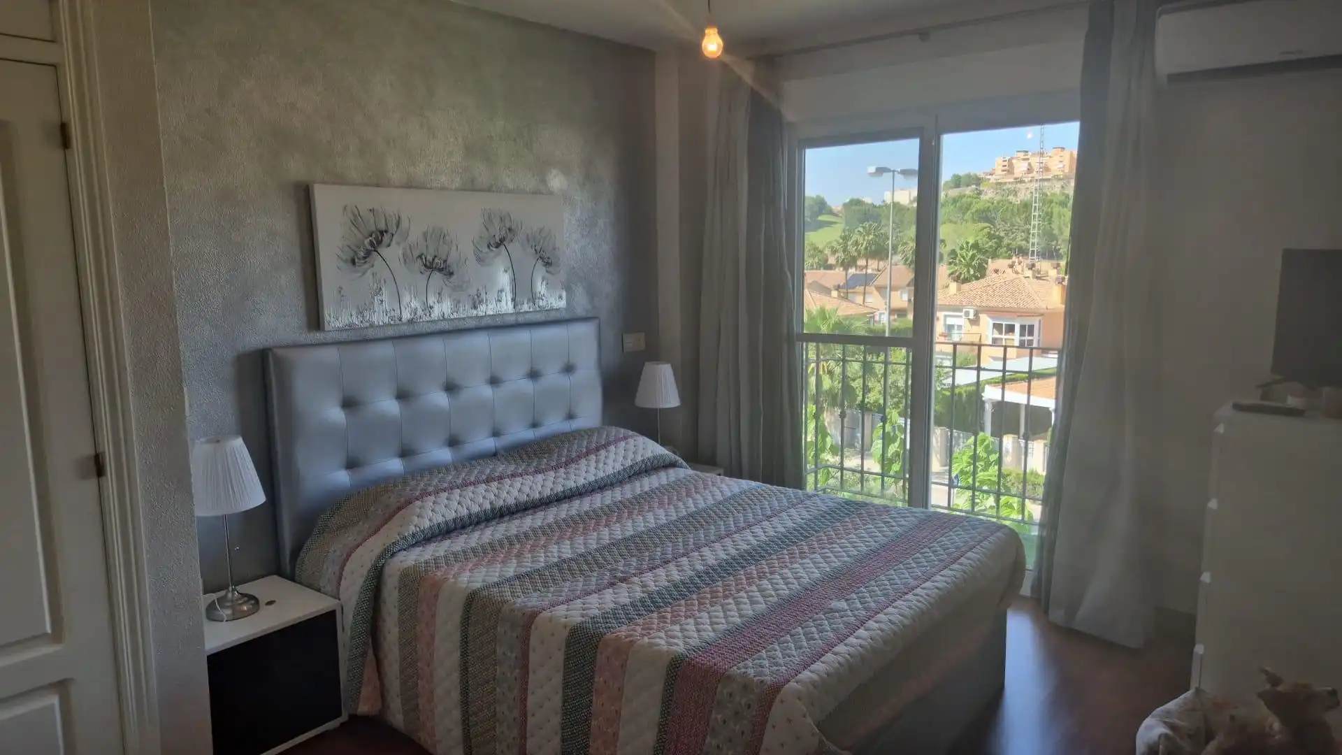 Schlafzimmer von Dachboden zum Verkauf in Molina de Segura mit Klimaanlage, Privatgarten und Parkett