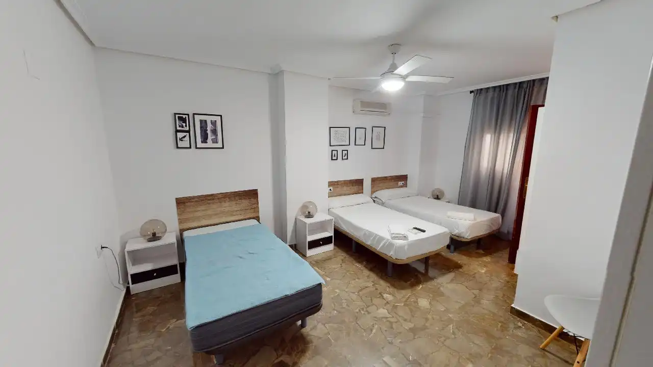Habitación de Edificio en venta en Jaén