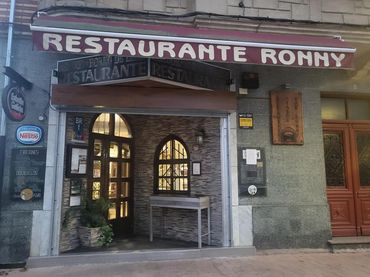 Local comercial en venda a Reyes Católicos
