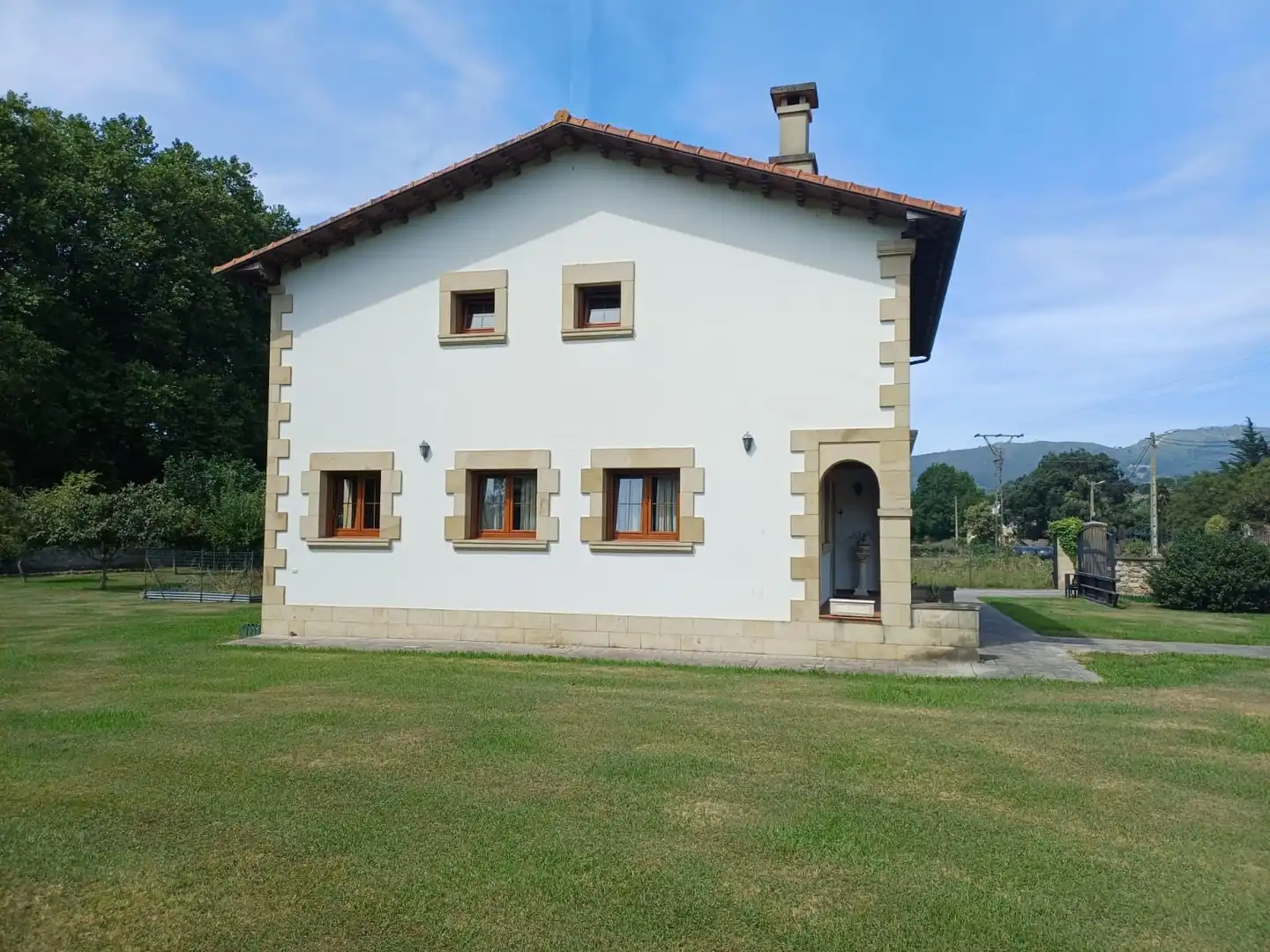 Vista exterior de Casa o chalet en venta en Puente Viesgo con Calefacción, Jardín privado y Terraza
