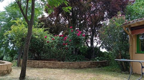 Candeleda Casa rústica 155 m2 útiles en 3 Ha. arboladas.  3 hab, 2 baños. + cabaña madera 2 hab y aseo, piscina y nave de 150m2 , imatge 3
