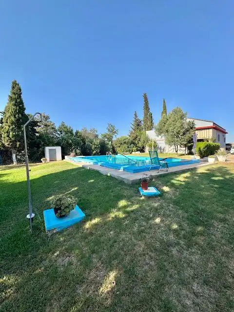 Swimming pool of Residential for sale in Sevilla