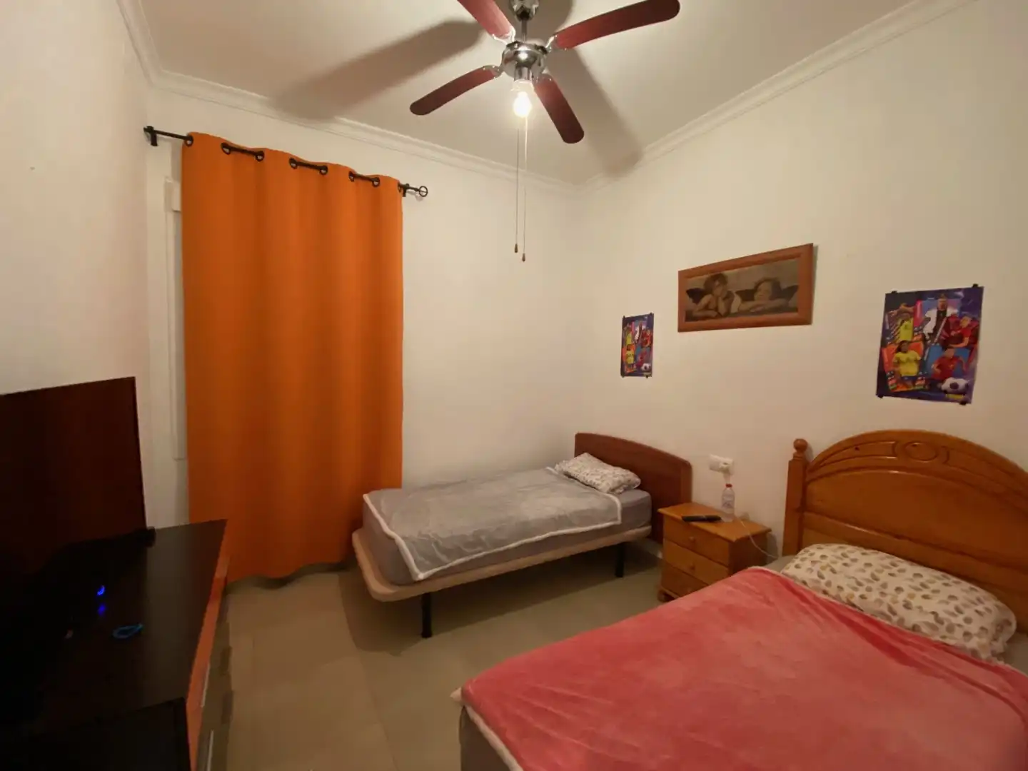 Schlafzimmer von Erdgeschoss zum Verkauf in Tocina mit Klimaanlage, Möbliert und Waschmaschine