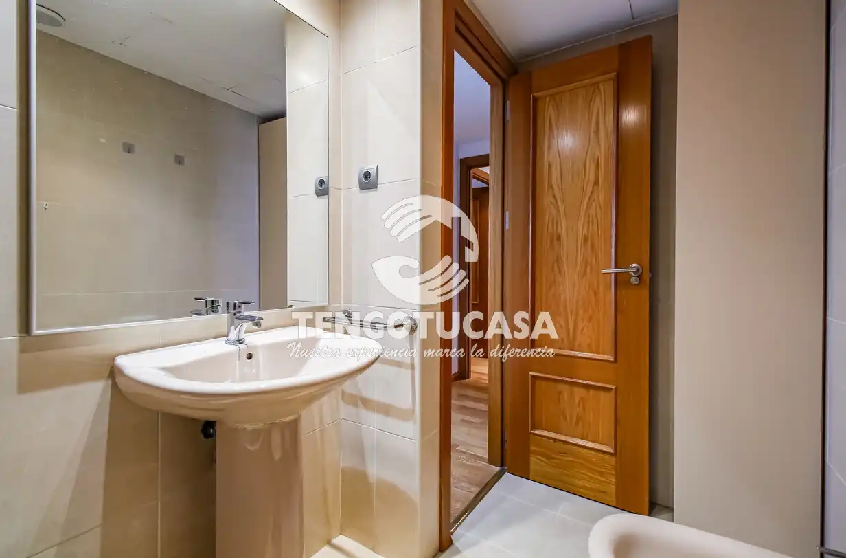 Piso en venta en Calle de Belfast, Rejas