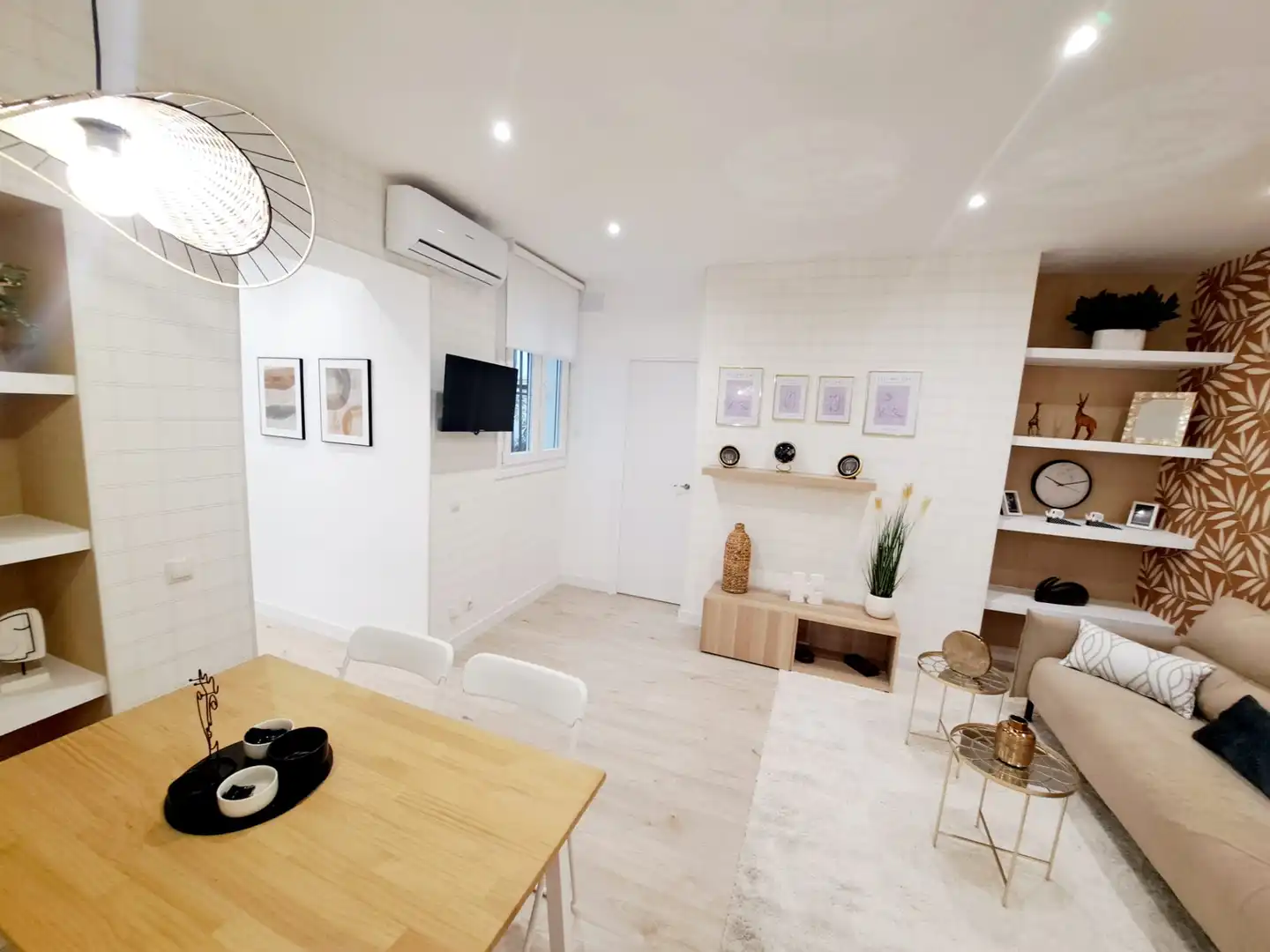Wohnzimmer von Wohnung zum Verkauf in Madrid mit Klimaanlage, Heizung und Parkett