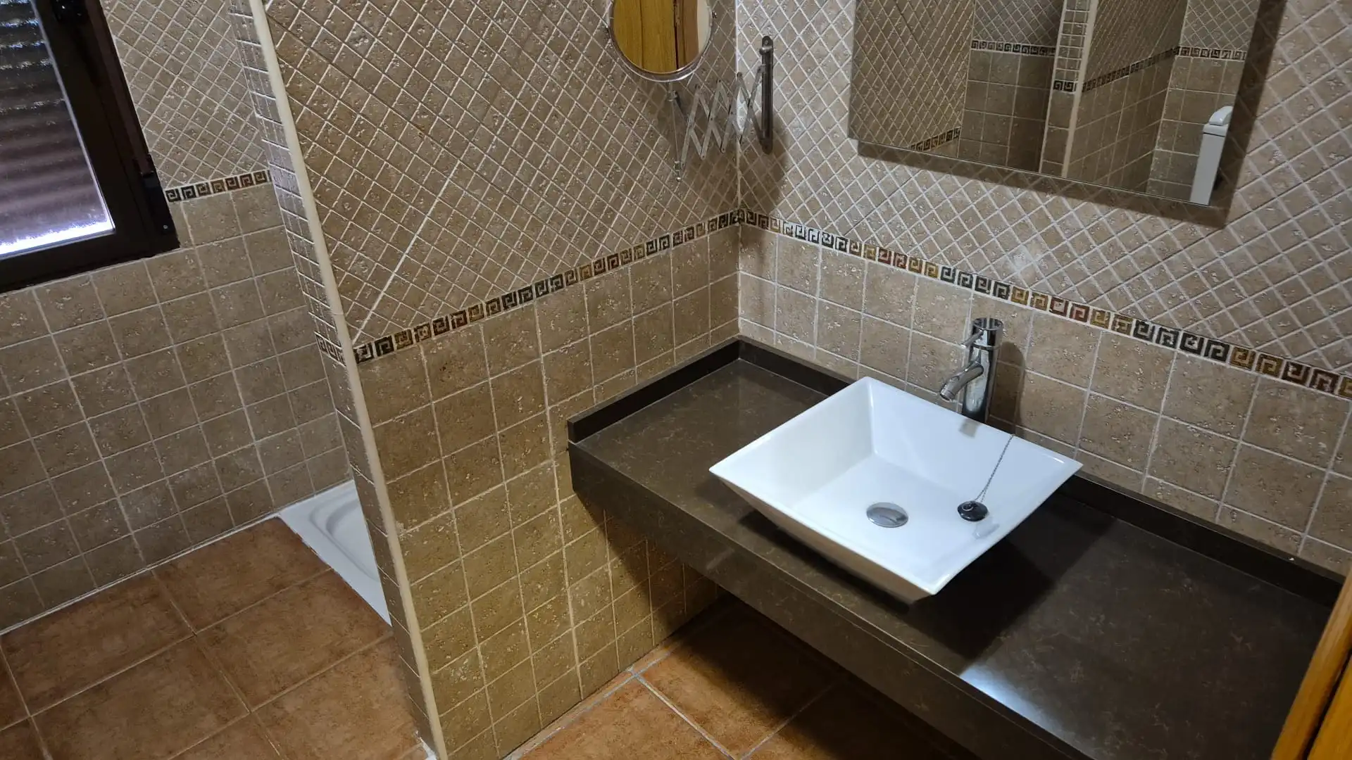 Bathroom of Houses for sale in San Román de los Montes  with Air Conditioner, Heating and Private garden