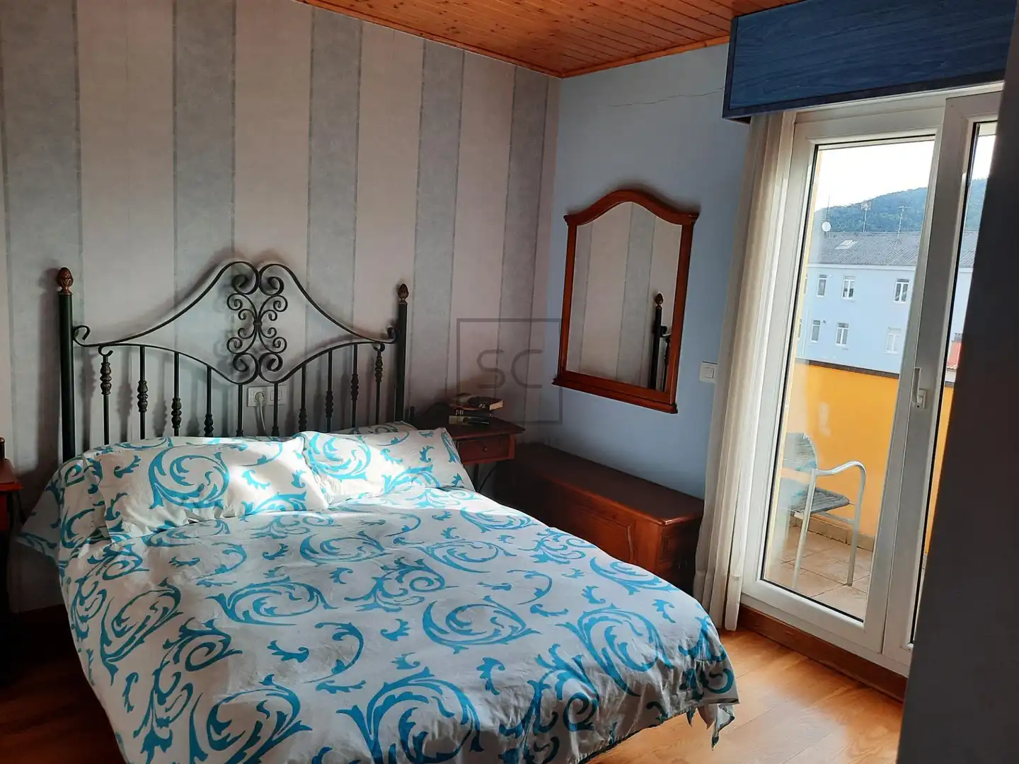 Habitación de Dúplex en venta en Narón con Calefacción, Terraza y Trastero