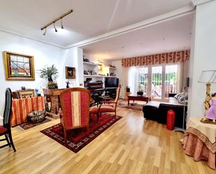 Living room of Single-family semi-detached for sale in Majadahonda  with Air Conditioner and Swimming Pool