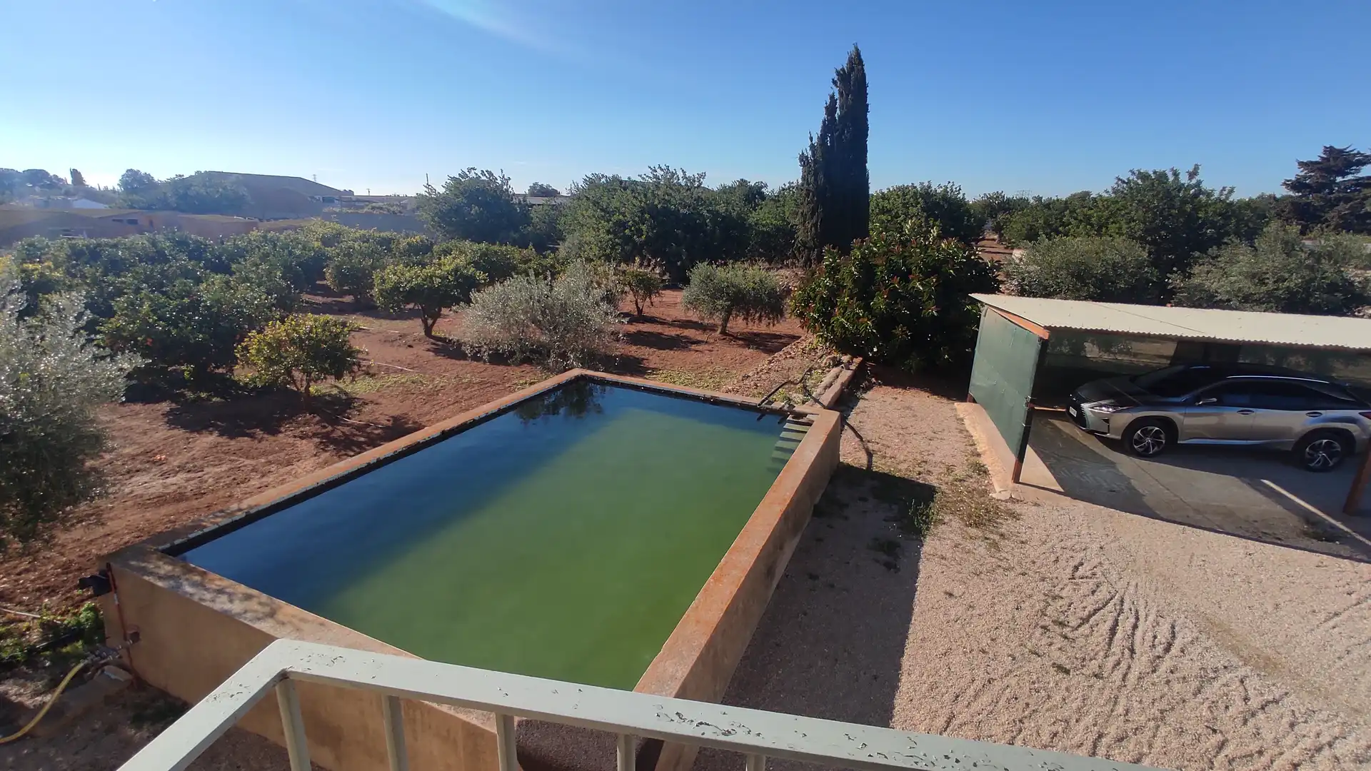 Schwimmbecken von Country house zum Verkauf in Roda de Berà mit Klimaanlage, Heizung und Privatgarten