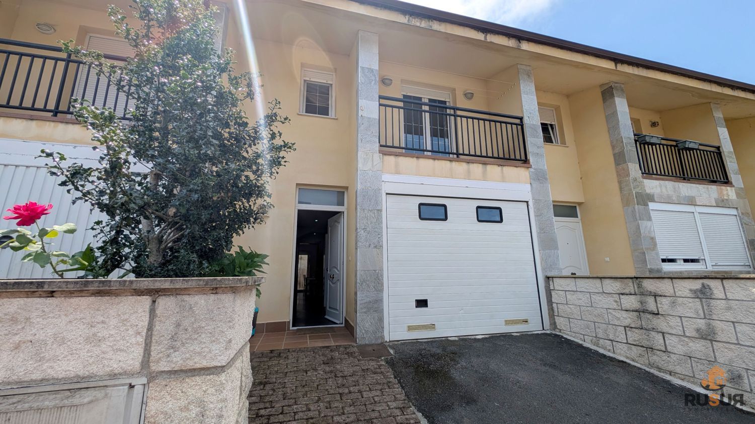 Vista exterior de Casa o xalet en venda en Piélagos amb Calefacció, Terrassa i Balcó