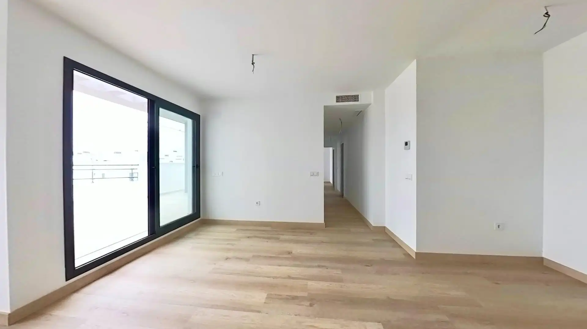 Flat for sale in Málaga  with Air Conditioner, Private garden and Terrace