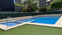 Piscina de Pis en venda en Castellón de la Plana / Castelló de la Plana amb Aire condicionat, Calefacció i Parquet