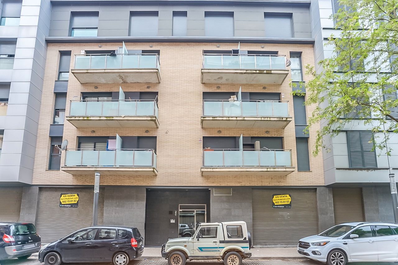 Exterior view of Flat for sale in Girona Capital