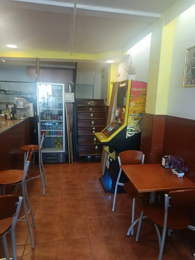 Local comercial en traspàs a Nou Eixample Nord, imagen 4