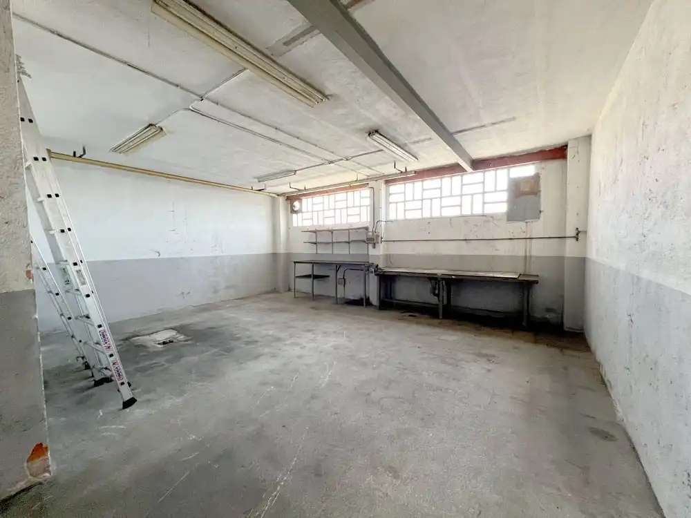Nave industrial in affitto a SINDICAT, imagen 9