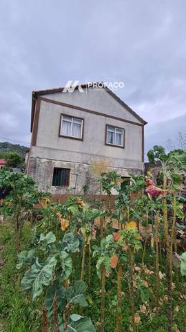 Casa-chalet en Venta en Faramontaos en Carballeda de Avia