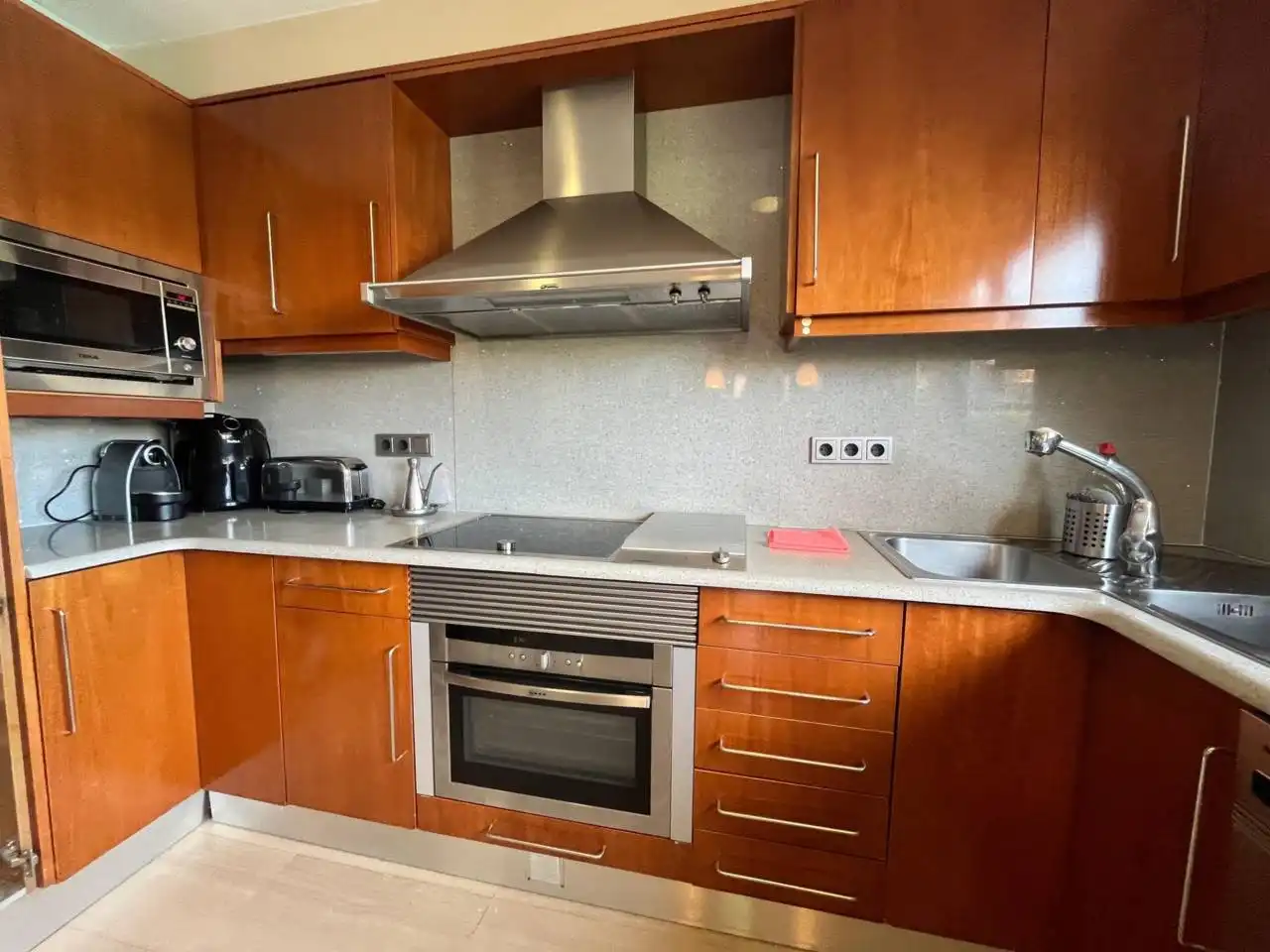 Kitchen of Houses for rent in Girona  with Air Conditioner, Heating and Terrace