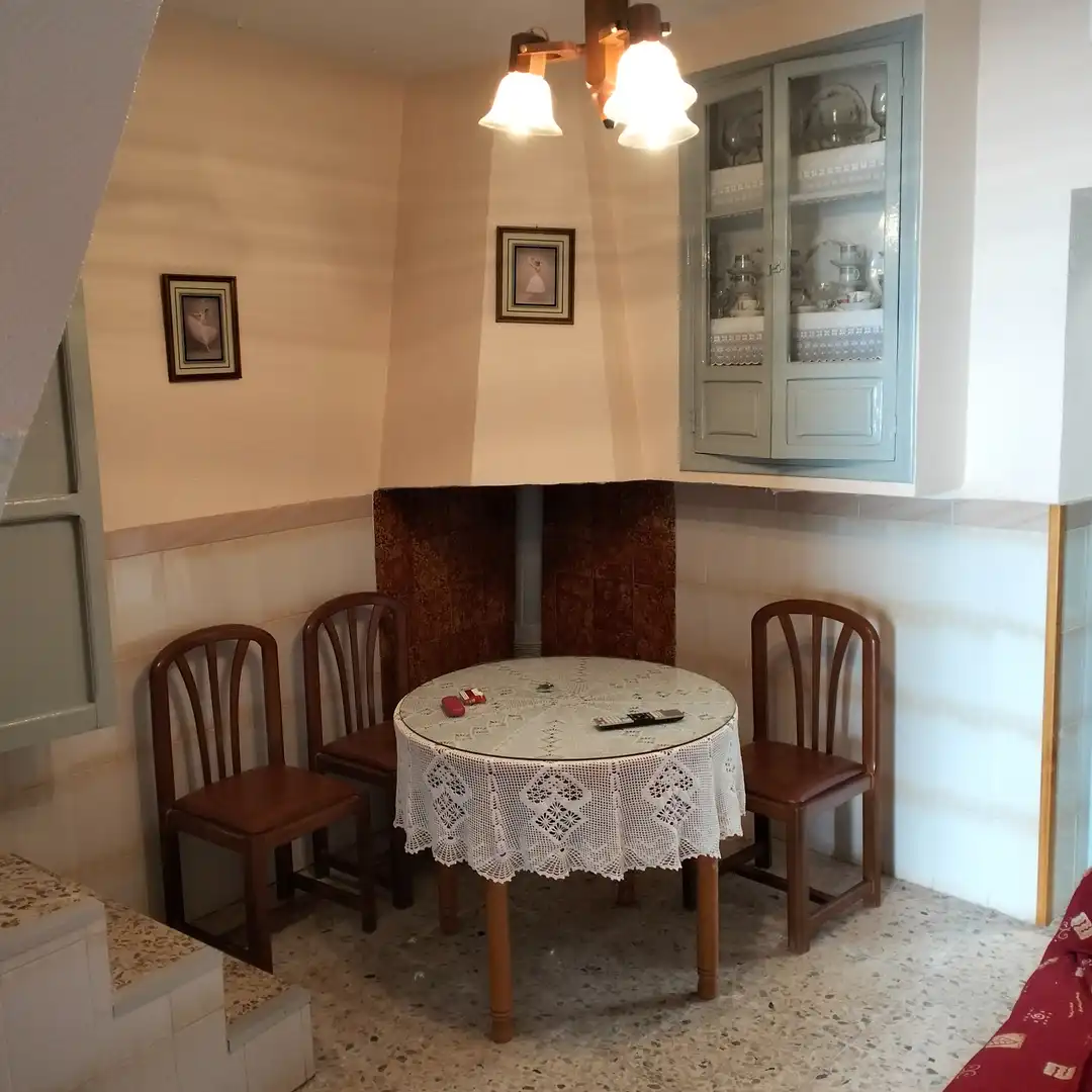 Menjador de Casa o xalet en venda en El Bonillo amb Terrassa, Traster i Moblat