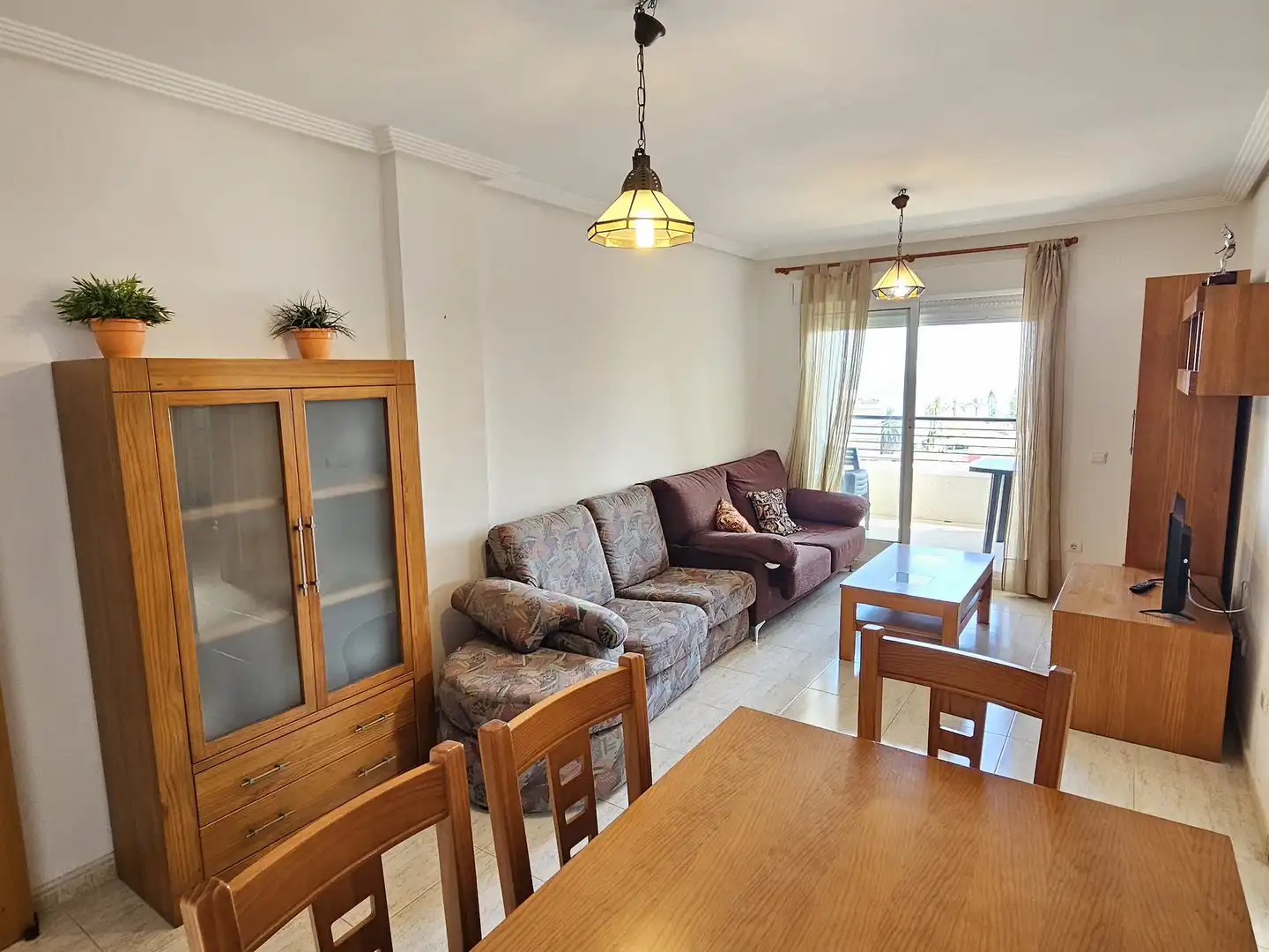 Sala de estar de Piso de alquiler en Santa Pola con Terraza y TV
