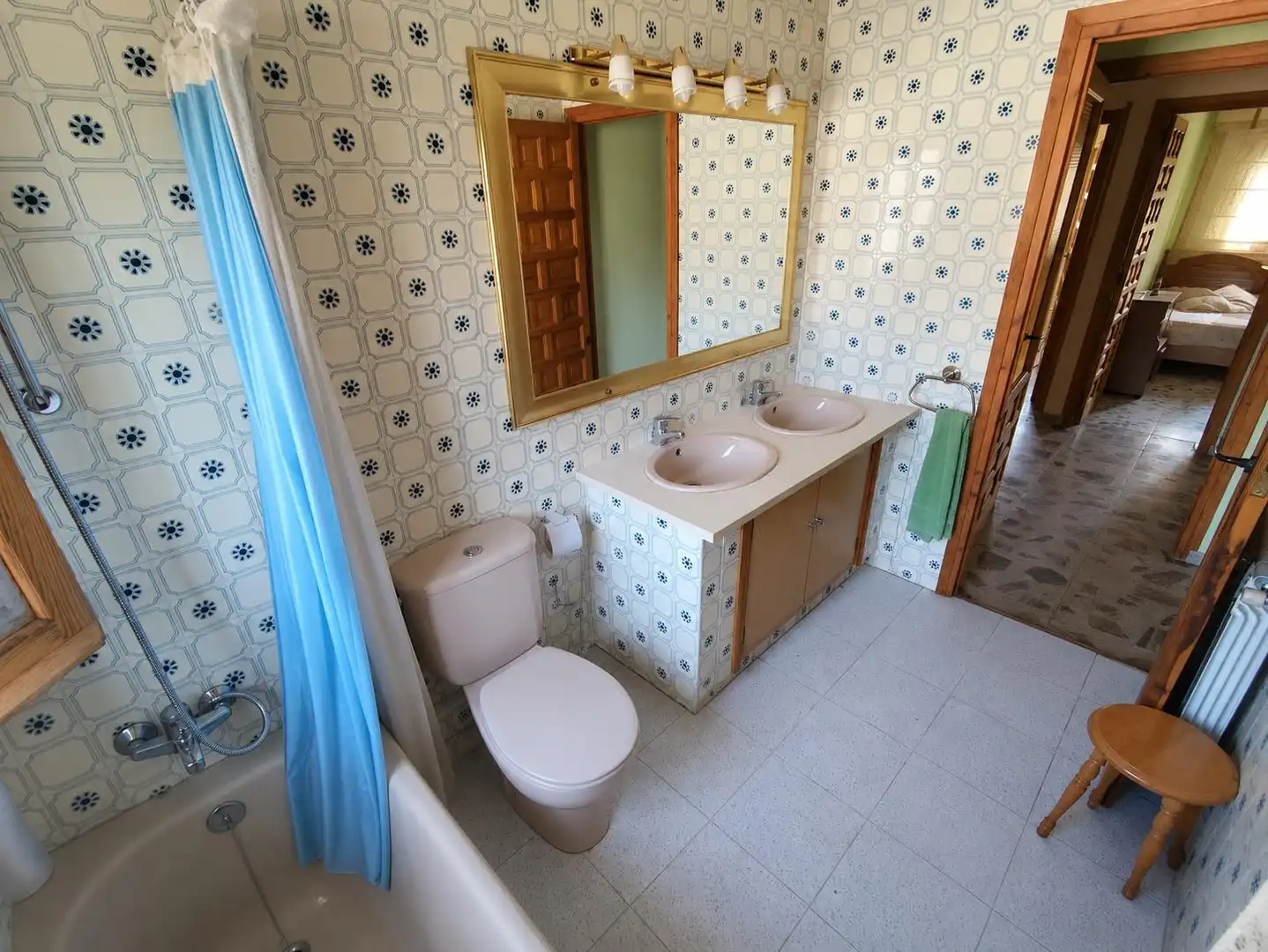 Bathroom of Houses for sale in Cercedilla  with Heating, Private garden and Terrace