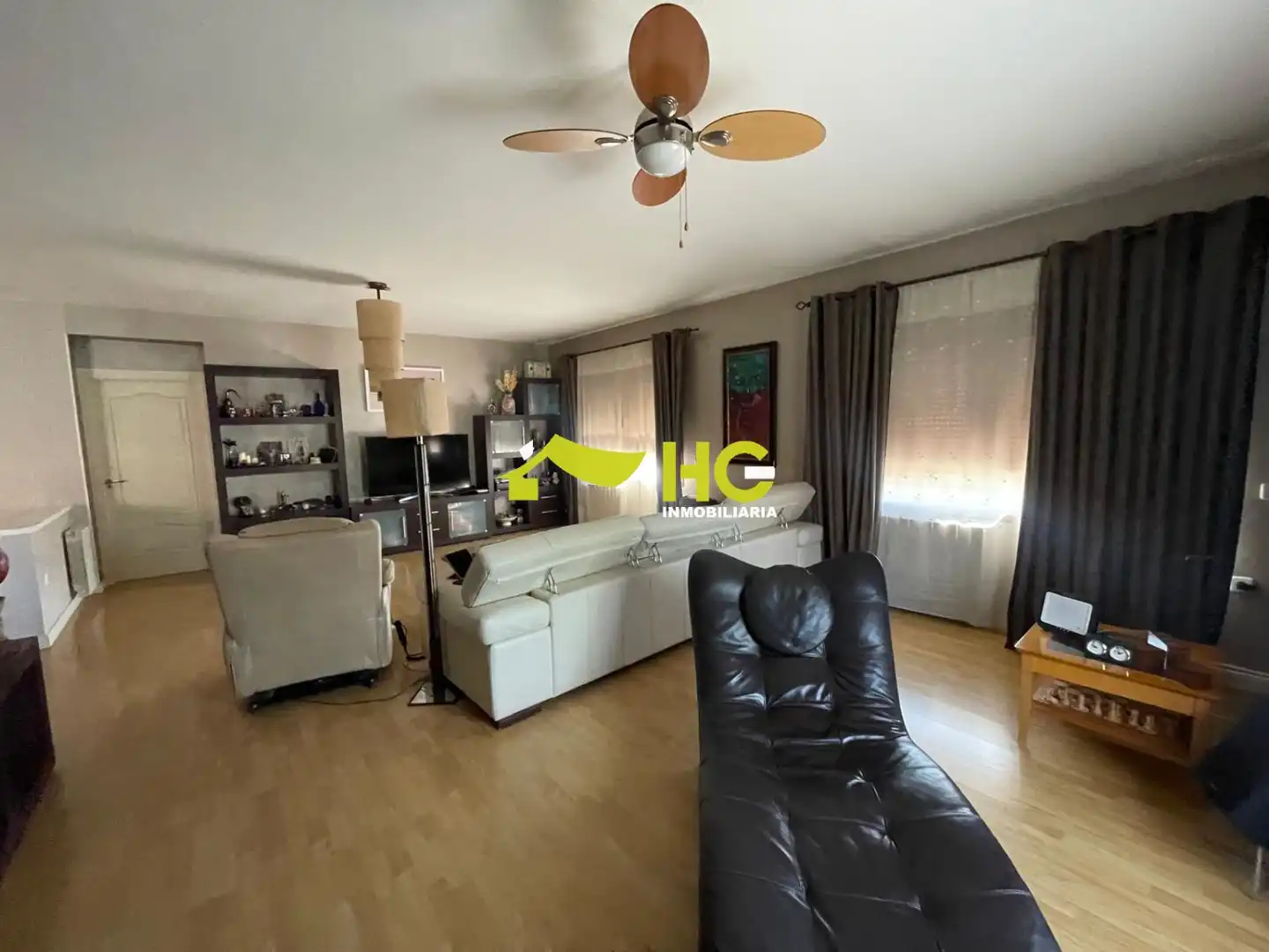 Sala de estar de Piso de alquiler en Villaviciosa de Odón con Aire acondicionado y Calefacción