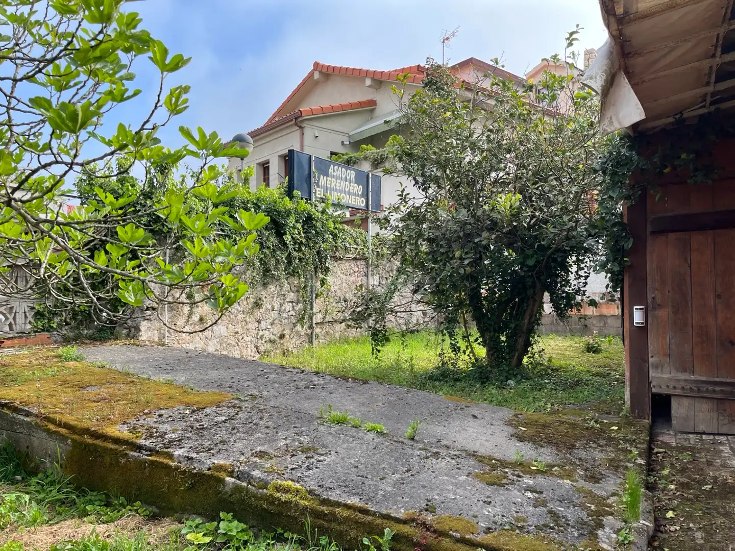 Außenansicht von Gebäude zum Verkauf in Ribamontán al Mar