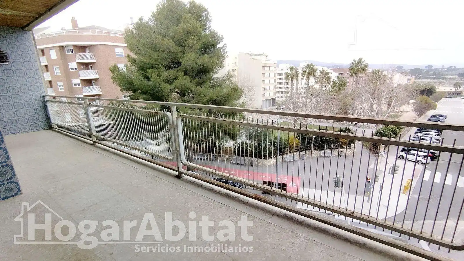 Außenansicht von Wohnung zum Verkauf in L'Olleria mit Terrasse und Balkon