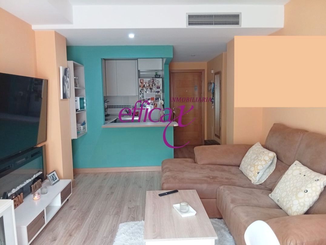 Living room of Flat for sale in Torrijos  with Air Conditioner, Heating and Storage room