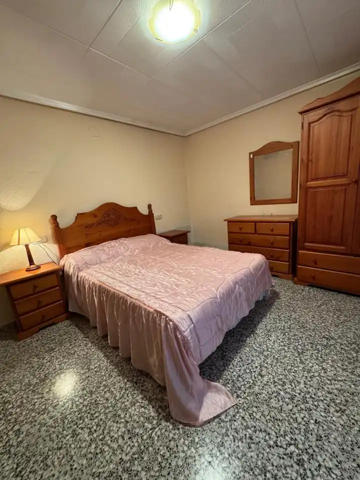 Habitación de Piso de alquiler en Valencia con Amueblado