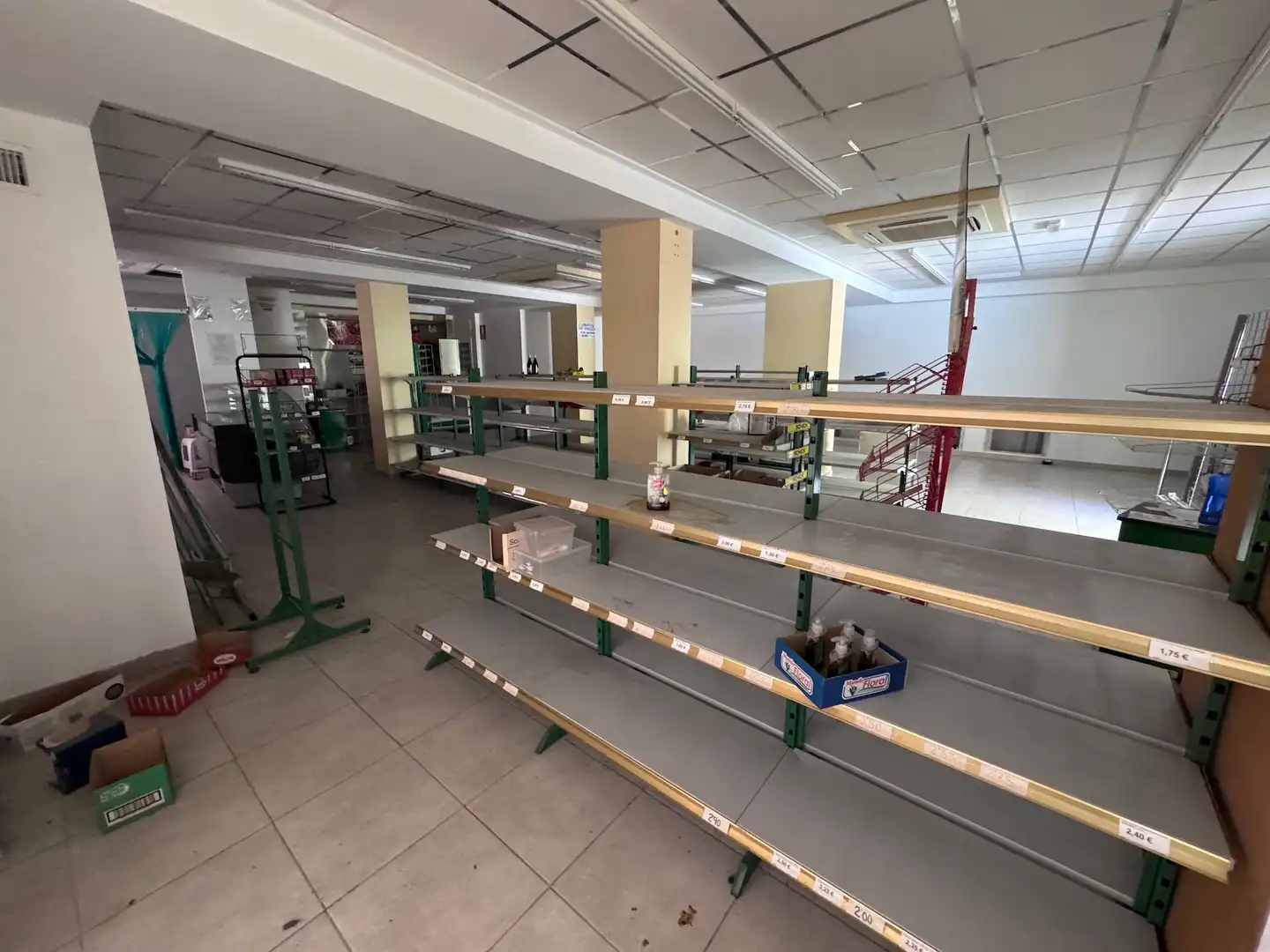 Business premises for sale in Calle José María Pemán, imagen 2