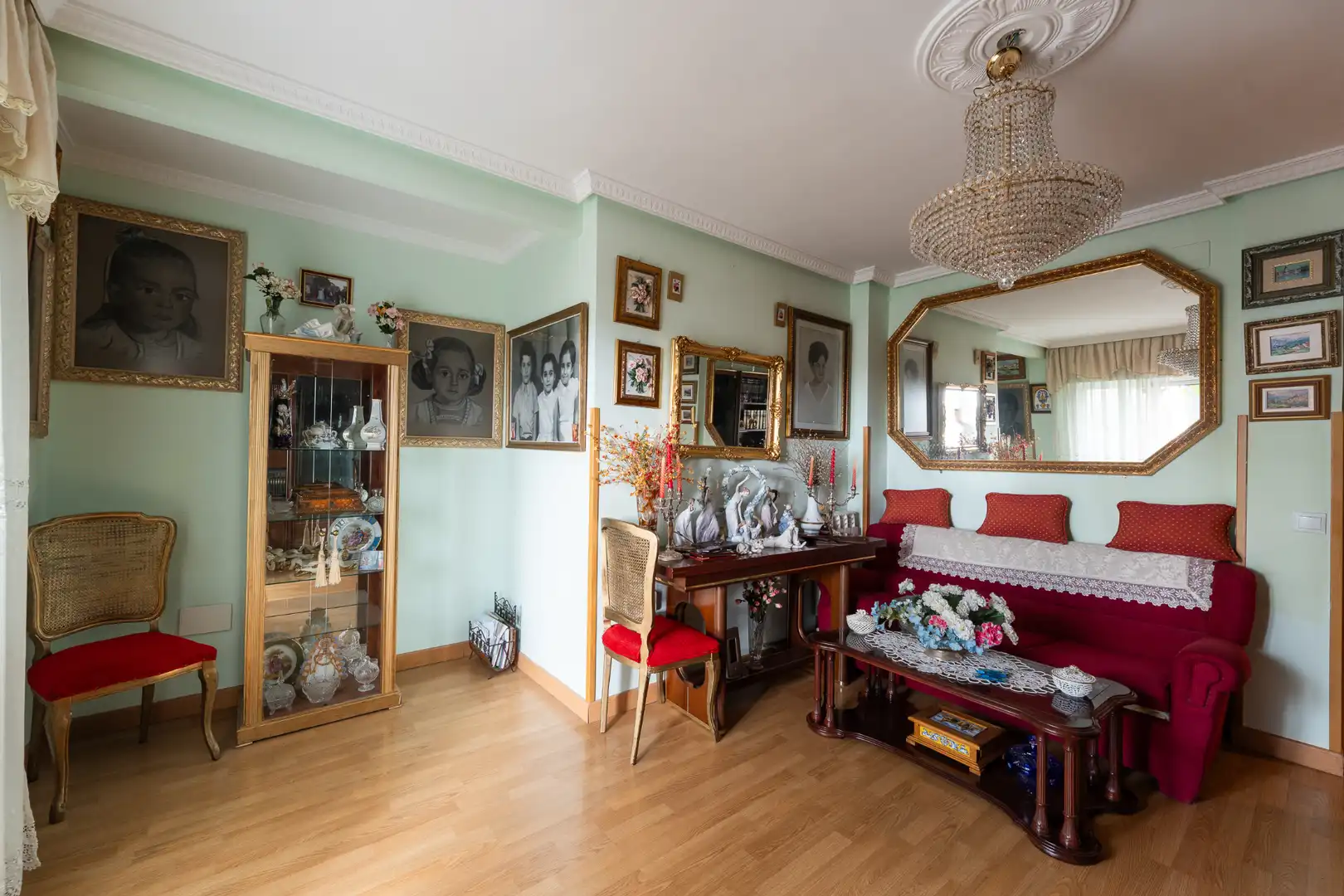 Flat with garden for sale in Calle de Camarena, imagen 4