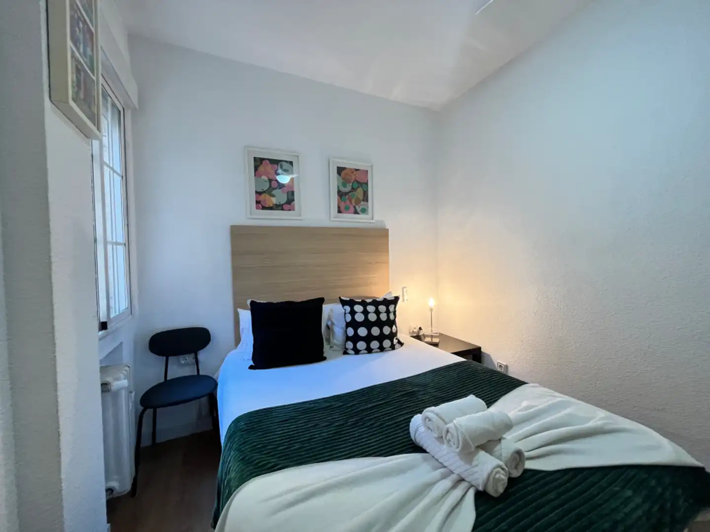 Schlafzimmer von Wohnung zur untervermieten in Madrid mit Klimaanlage, Terrasse und Möbliert