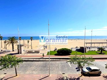 Apartamento con piscina en alquiler en Marítim De Neptú