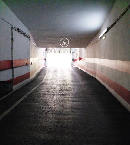 Garaje en Venta en Pamplona en Paseo Independencia
